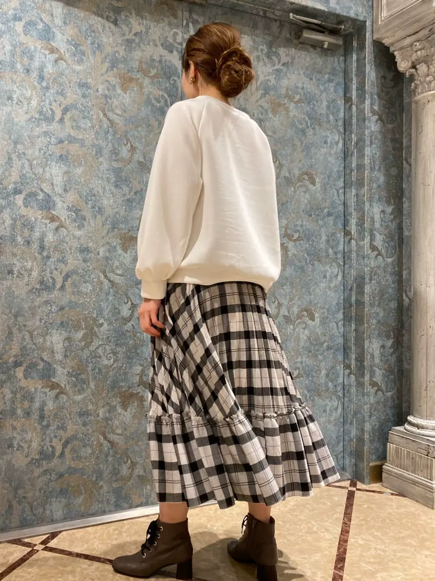 GRACE CONTINENTAL The Banquet 泉　智子 コーディネート画像