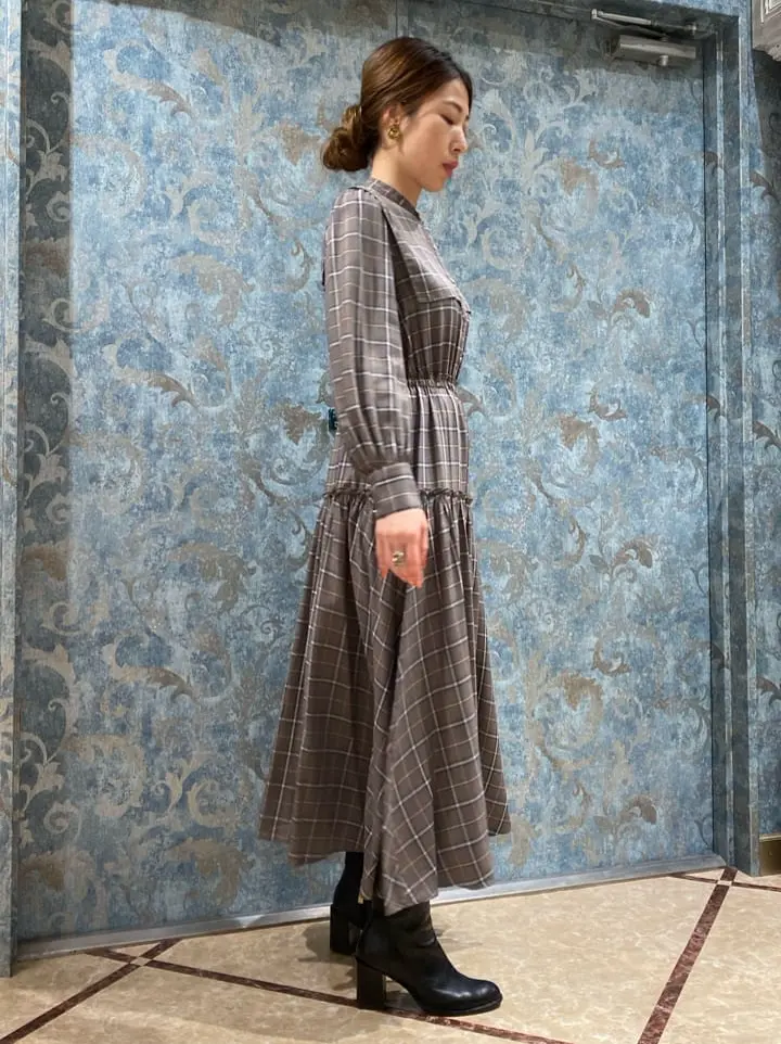 GRACE CONTINENTAL The Banquet 泉　智子 コーディネート画像