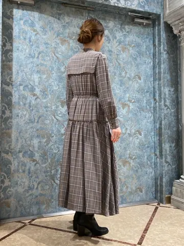 GRACE CONTINENTAL The Banquet 泉　智子 コーディネート画像