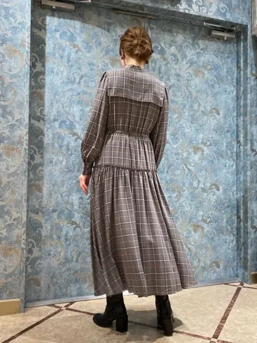 GRACE CONTINENTAL The Banquet 泉　智子 コーディネート画像