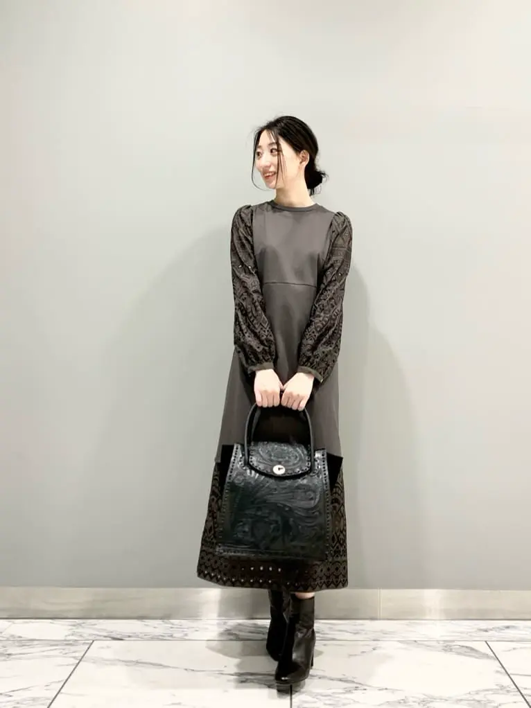 GRACE CONTINENTAL The Banquet eri コーディネート画像