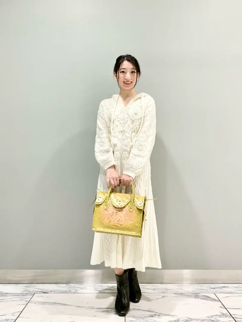 GRACE CONTINENTAL The Banquet eri コーディネート画像