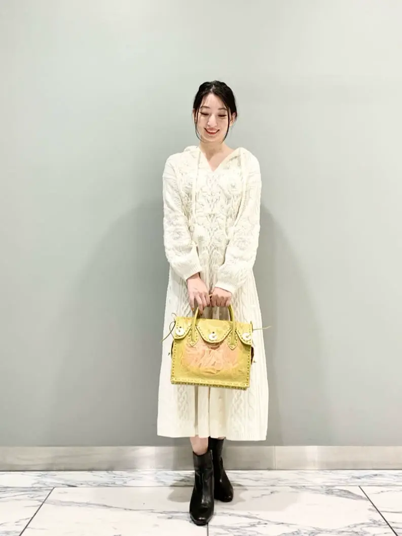 GRACE CONTINENTAL The Banquet eri コーディネート画像