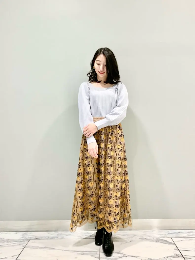 GRACE CONTINENTAL The Banquet eri コーディネート画像