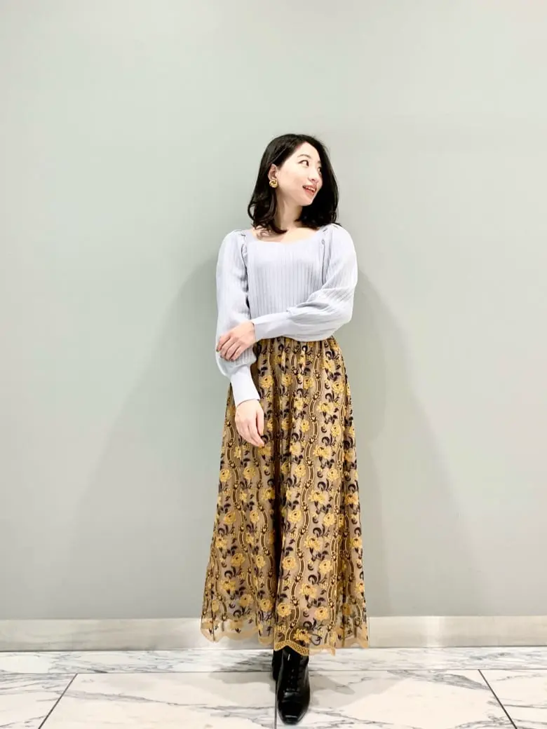 GRACE CONTINENTAL The Banquet eri コーディネート画像