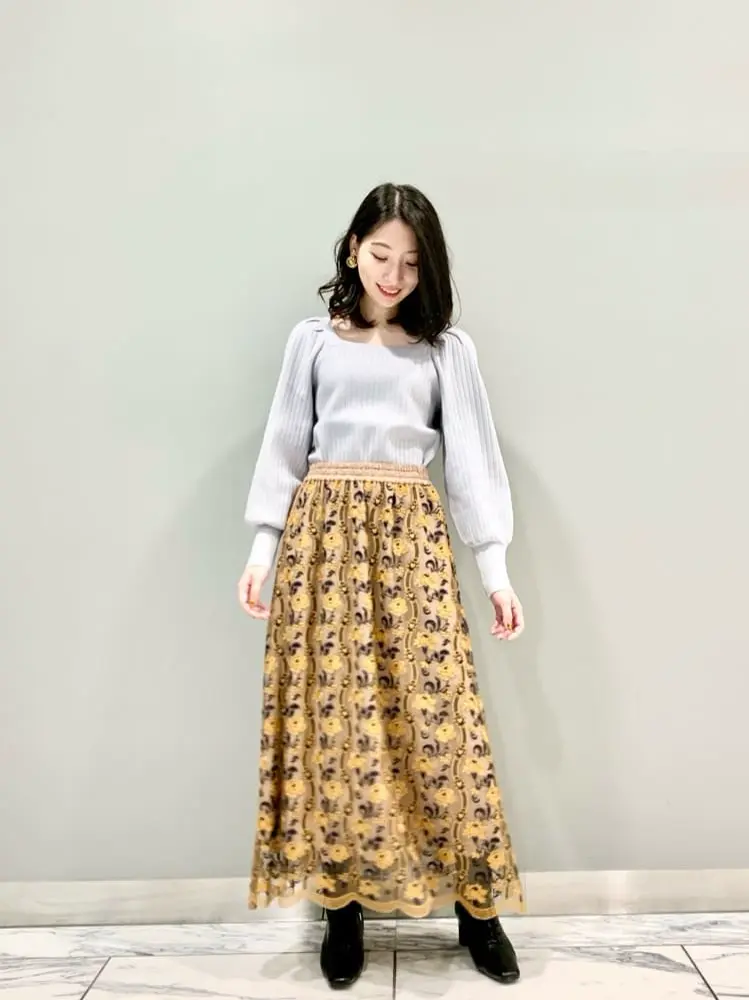 GRACE CONTINENTAL The Banquet eri コーディネート画像