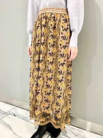 GRACE CONTINENTAL The Banquet eri コーディネート画像