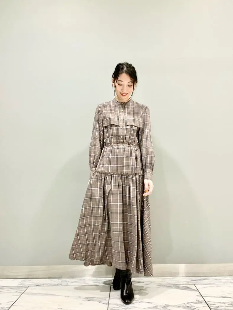 GRACE CONTINENTAL The Banquet eri コーディネート画像