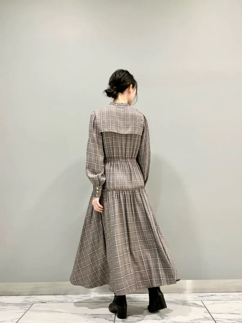 GRACE CONTINENTAL The Banquet eri コーディネート画像