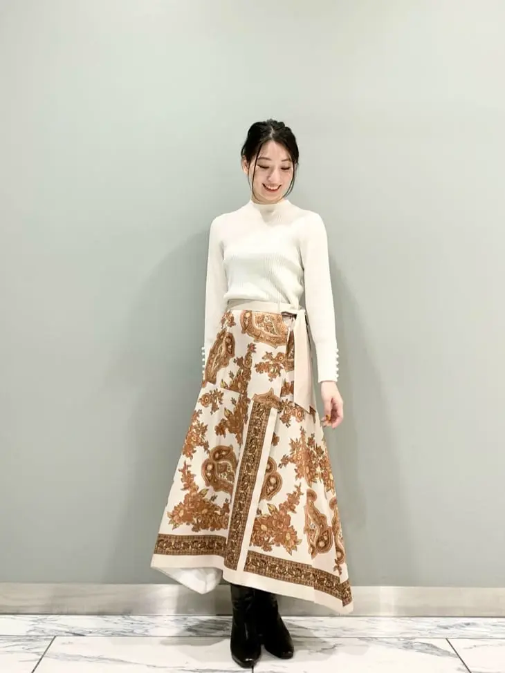 GRACE CONTINENTAL The Banquet eri コーディネート画像