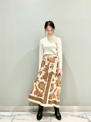 GRACE CONTINENTAL The Banquet eri コーディネート画像