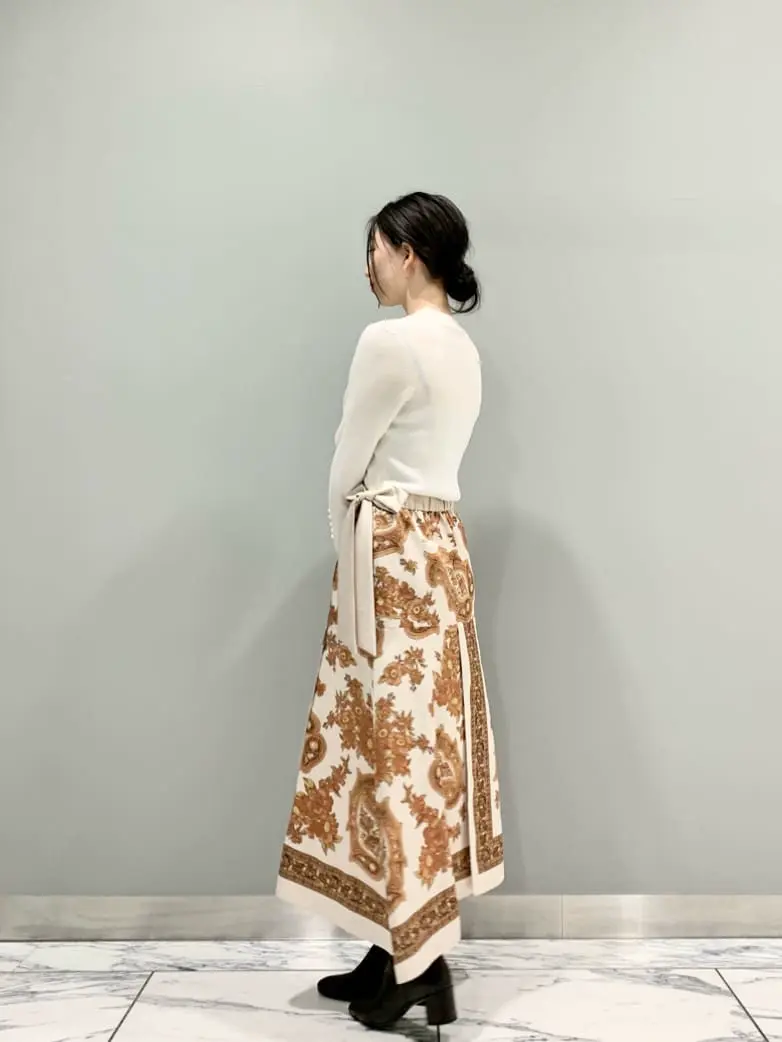 GRACE CONTINENTAL The Banquet eri コーディネート画像