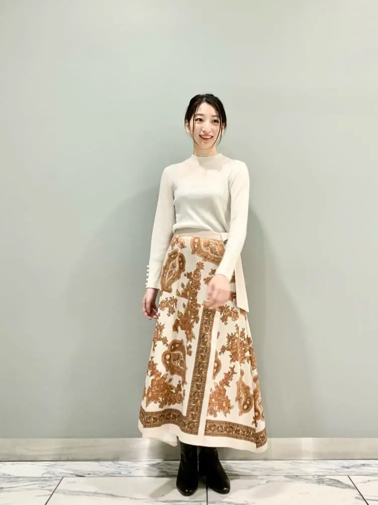 GRACE CONTINENTAL The Banquet eri コーディネート画像