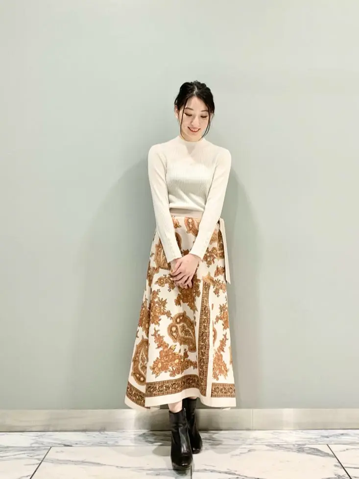 GRACE CONTINENTAL The Banquet eri コーディネート画像