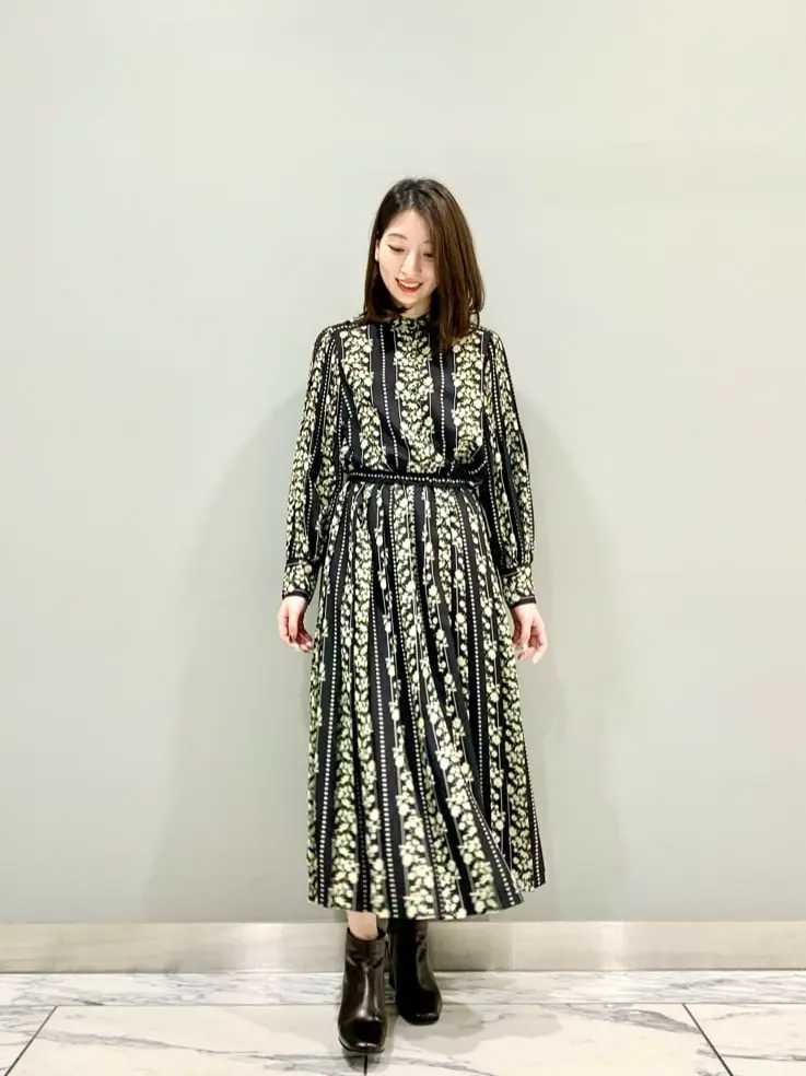 GRACE CONTINENTAL The Banquet eri コーディネート画像