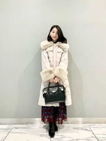 GRACE CONTINENTAL The Banquet eri コーディネート画像