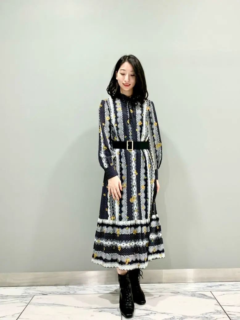 GRACE CONTINENTAL The Banquet eri コーディネート画像