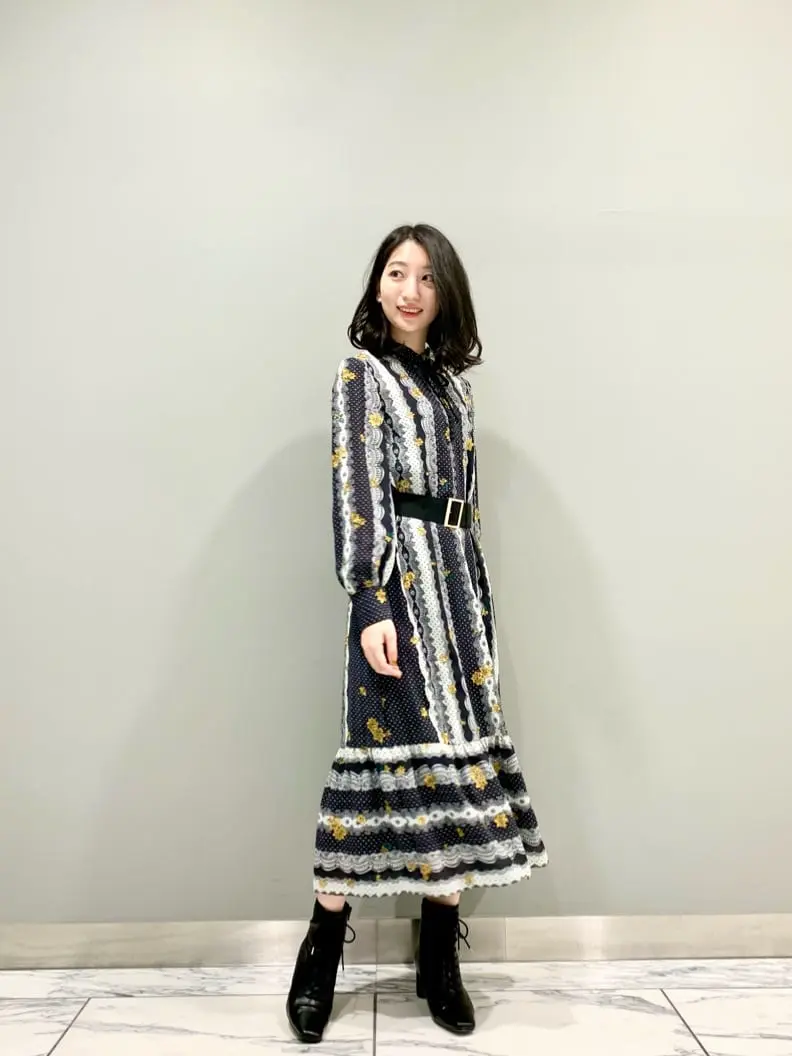 GRACE CONTINENTAL The Banquet eri コーディネート画像