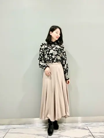 GRACE CONTINENTAL The Banquet eri コーディネート画像