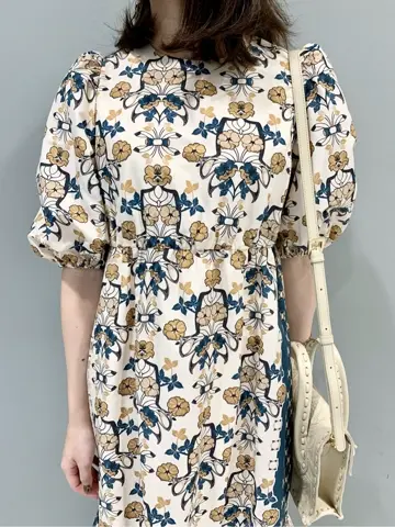 GRACE CONTINENTAL The Banquet eri コーディネート画像