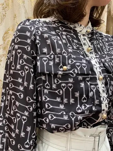 GRACE CONTINENTAL The Banquet eri コーディネート画像