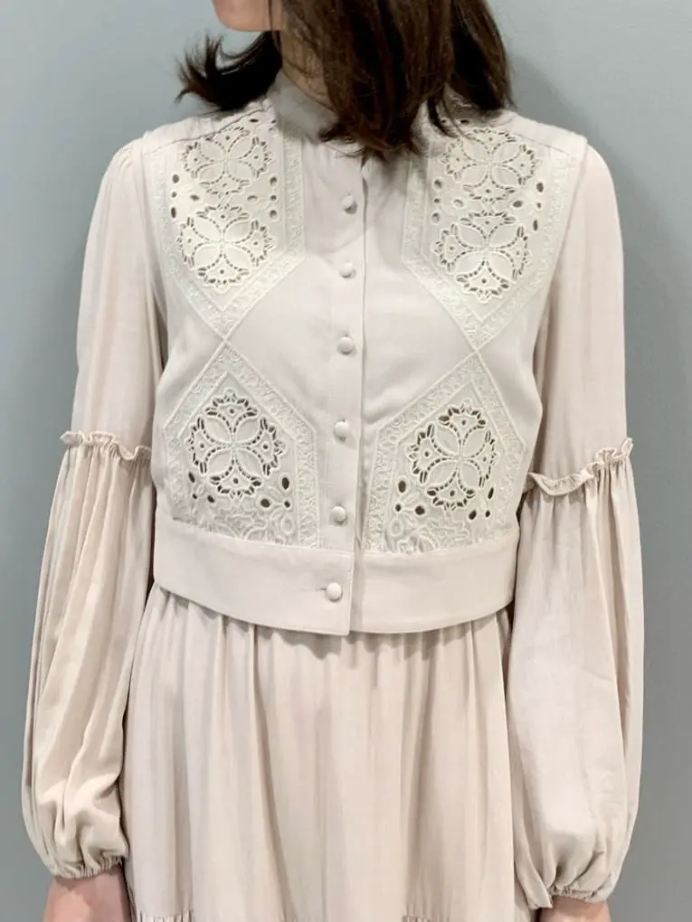 GRACE CONTINENTAL The Banquet eri コーディネート画像