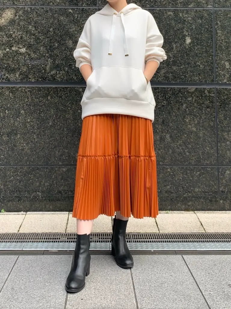 GRACE CONTINENTAL The Banquet 日笠　雅 コーディネート画像