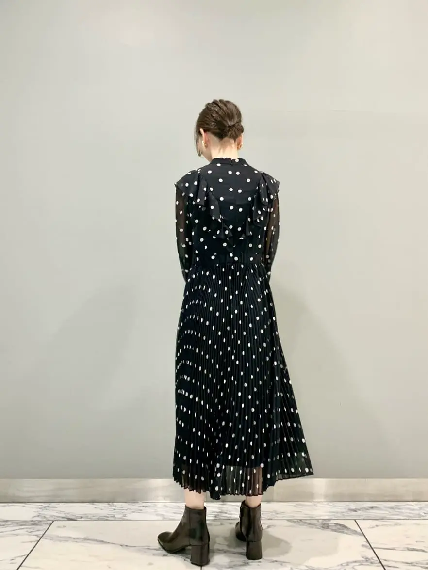 GRACE CONTINENTAL The Banquet eri コーディネート画像