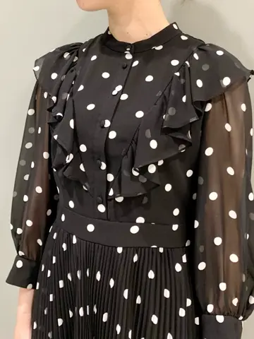 GRACE CONTINENTAL The Banquet eri コーディネート画像