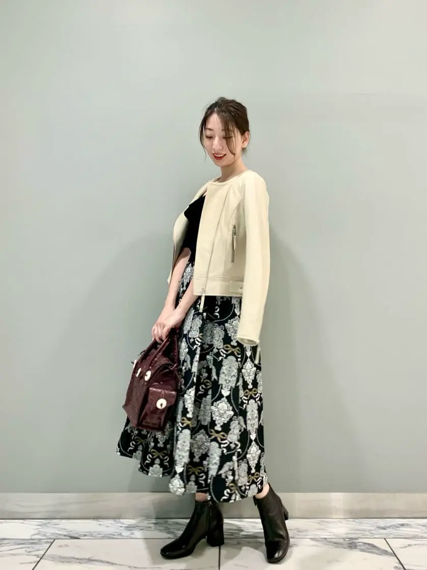 GRACE CONTINENTAL The Banquet eri コーディネート画像