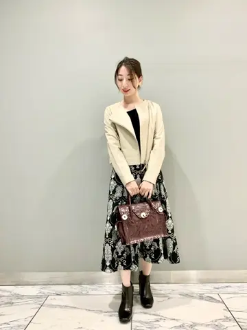 GRACE CONTINENTAL The Banquet eri コーディネート画像