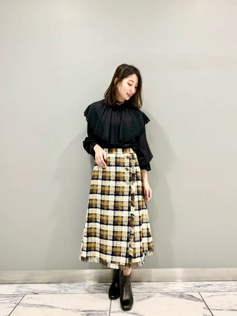 GRACE CONTINENTAL The Banquet eri コーディネート画像