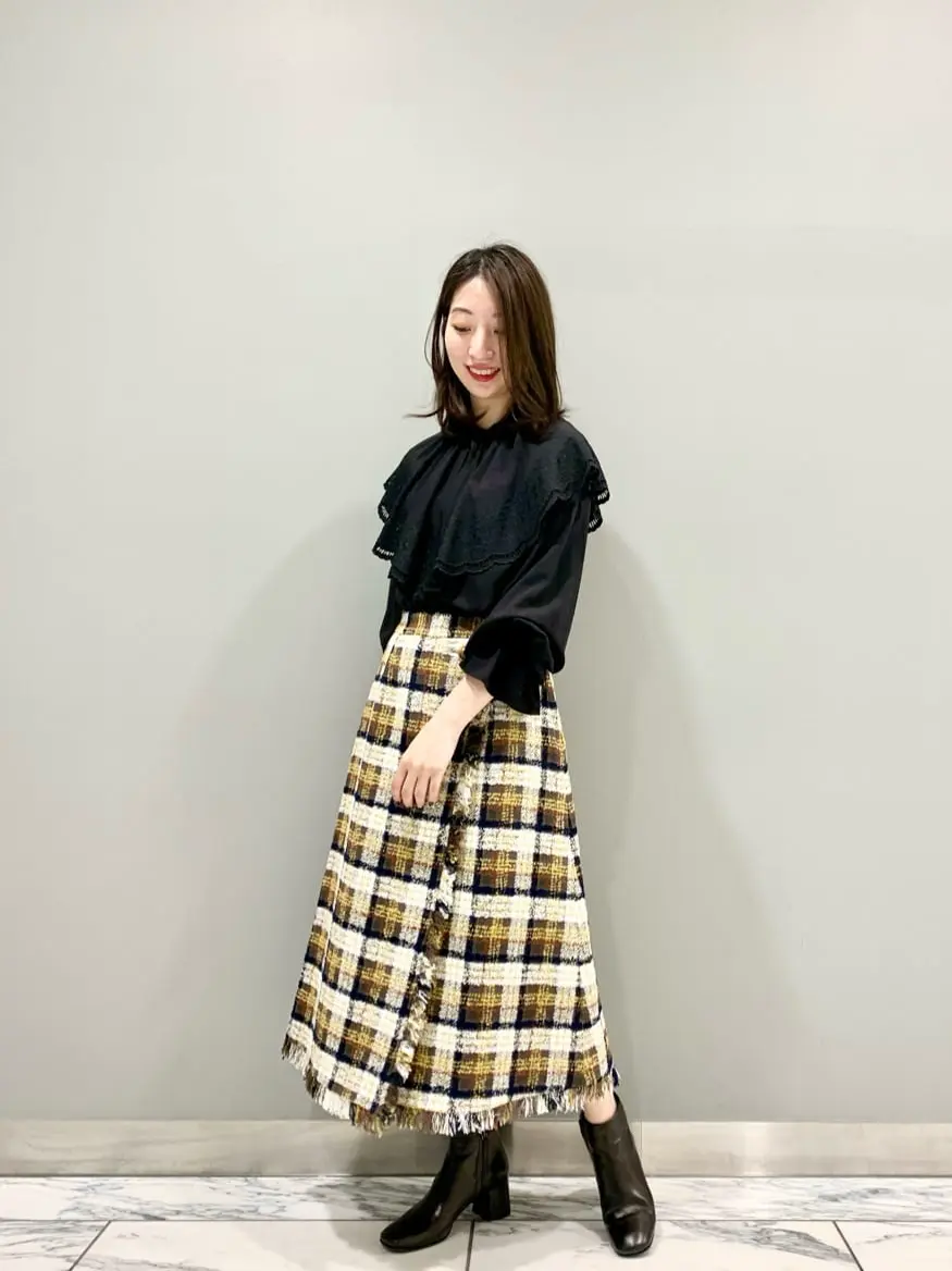 GRACE CONTINENTAL The Banquet eri コーディネート画像