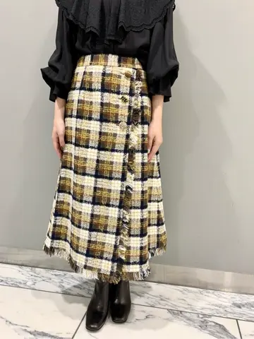 GRACE CONTINENTAL The Banquet eri コーディネート画像