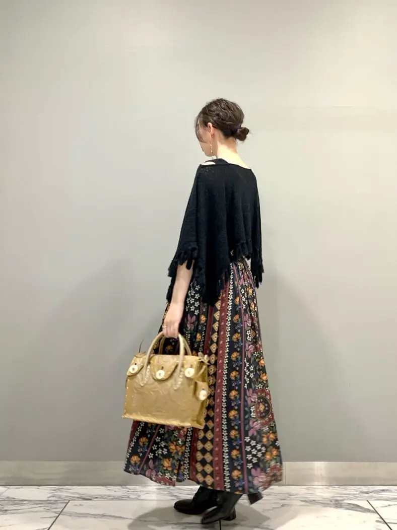 GRACE CONTINENTAL The Banquet eri コーディネート画像