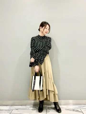 GRACE CONTINENTAL The Banquet eri コーディネート画像