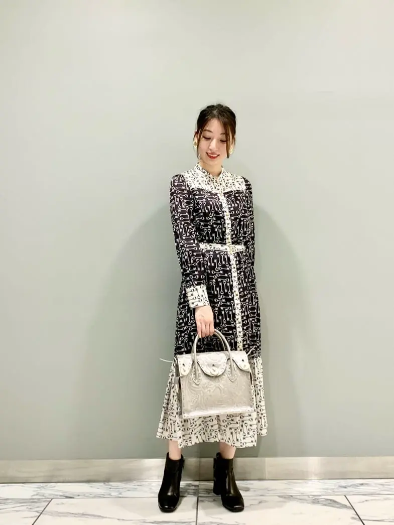 GRACE CONTINENTAL The Banquet eri コーディネート画像