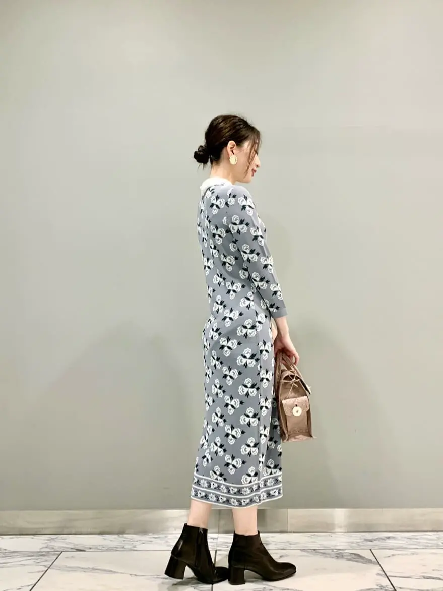 GRACE CONTINENTAL The Banquet eri コーディネート画像