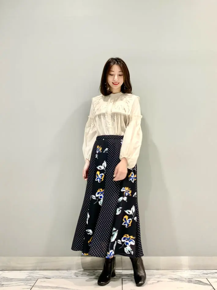 GRACE CONTINENTAL The Banquet eri コーディネート画像