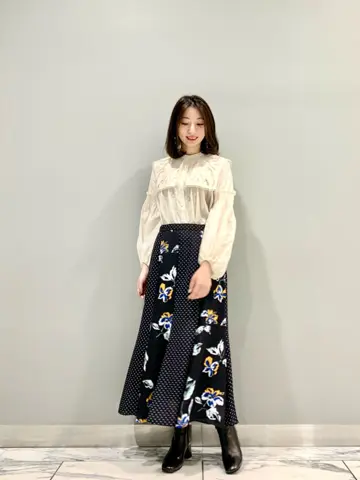 GRACE CONTINENTAL The Banquet eri コーディネート画像