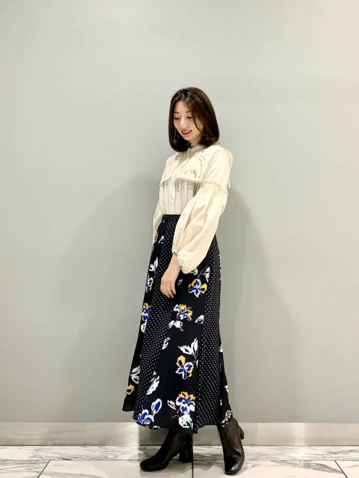 GRACE CONTINENTAL The Banquet eri コーディネート画像