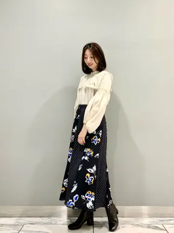 GRACE CONTINENTAL The Banquet eri コーディネート画像