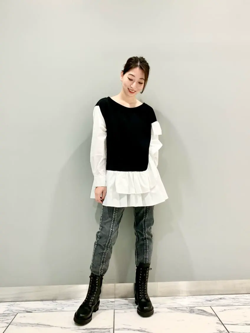 GRACE CONTINENTAL The Banquet eri コーディネート画像