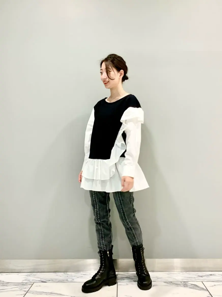 GRACE CONTINENTAL The Banquet eri コーディネート画像