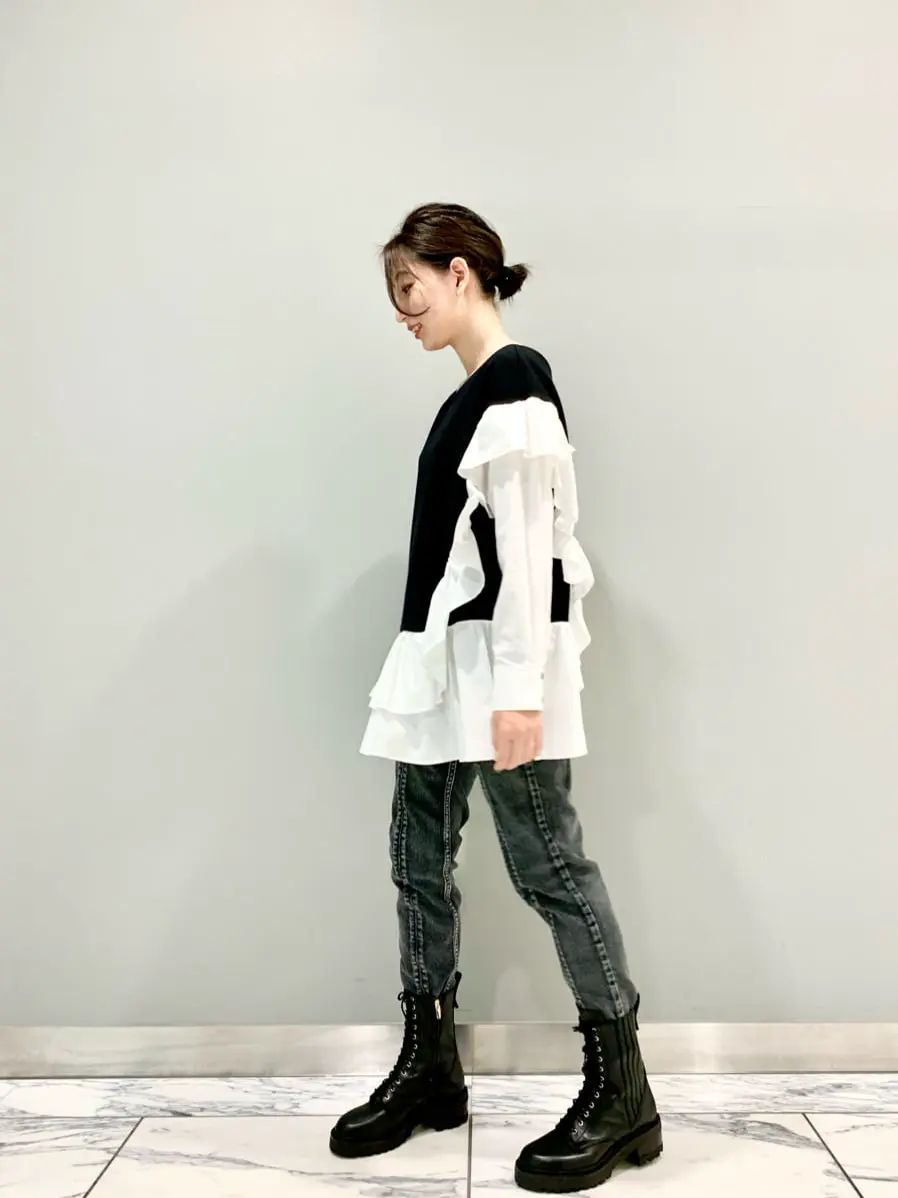 GRACE CONTINENTAL The Banquet eri コーディネート画像