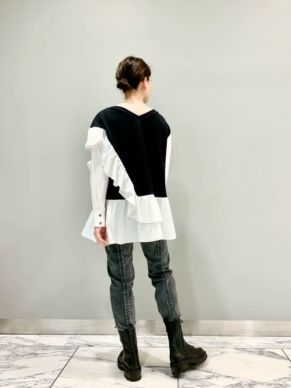 GRACE CONTINENTAL The Banquet eri コーディネート画像