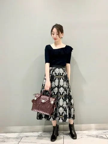 GRACE CONTINENTAL The Banquet eri コーディネート画像