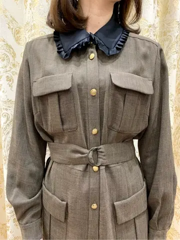 GRACE CONTINENTAL The Banquet eri コーディネート画像