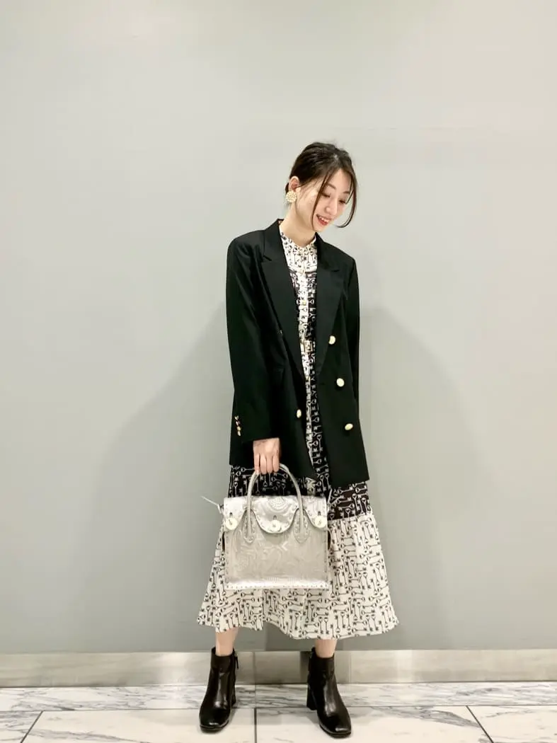 GRACE CONTINENTAL The Banquet eri コーディネート画像