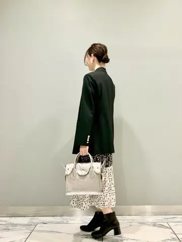 GRACE CONTINENTAL The Banquet eri コーディネート画像